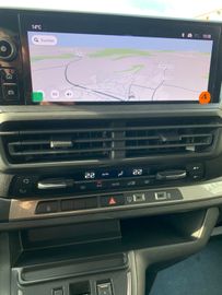 Bild 32 Opel Vivaro Kombi L 8 Sitze Vollausstattung