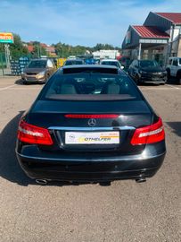 Bild 7 Mercedes-Benz E 350 E Coupe E 350 CGI BlueEfficiency