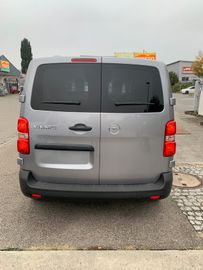 Bild 8 Opel Vivaro Kombi L 8 Sitze Vollausstattung