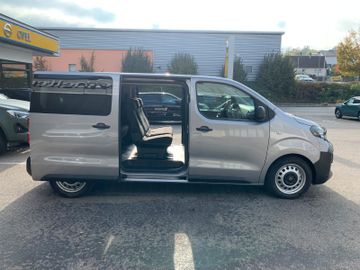 Bild 6 Opel Vivaro Kombi L 8 Sitze Vollausstattung