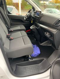 Bild 18 Opel Vivaro Kasten M Flügeltüren + 2x Schiebetüren