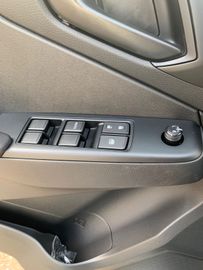 Bild 31 Isuzu D-Max Double Cab 4WD LS EFS Fahrw./Maxxliner uvm