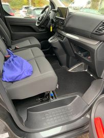 Bild 17 Opel Vivaro Kasten M Flügeltüren + 2x Schiebetüren