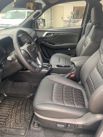 Bild 13 Isuzu D-Max Double Cab 4WD LSE Facelift Modell 24/25