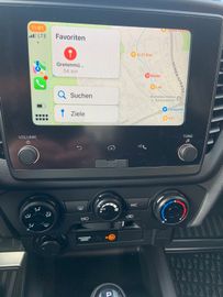 Bild 27 Isuzu D-Max Double Cab 4WD LS EFS Fahrw./Maxxliner uvm