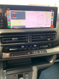 Bild 34 Opel Vivaro Kombi L 8 Sitze Vollausstattung