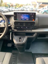 Bild 13 Opel Vivaro Kombi L 8 Sitze Vollausstattung